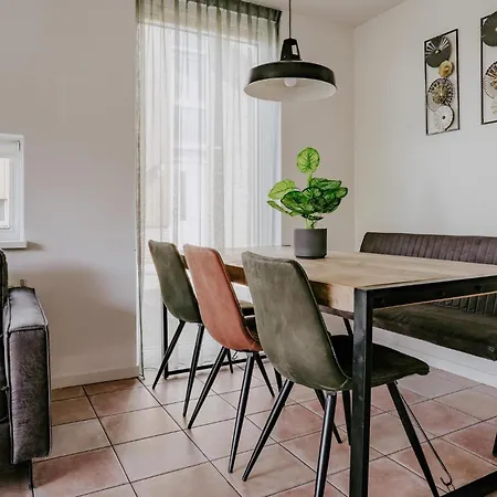 3 Bedroom Gorgeous In Σπίτι διακοπών Uitgeest
